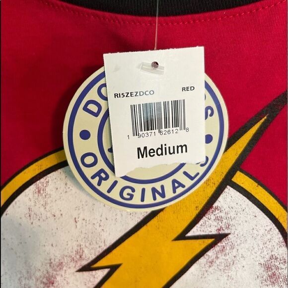 3/$25 DC COMICS The Flash Short Sleeves Tee.Size M - Picture 3 of 9